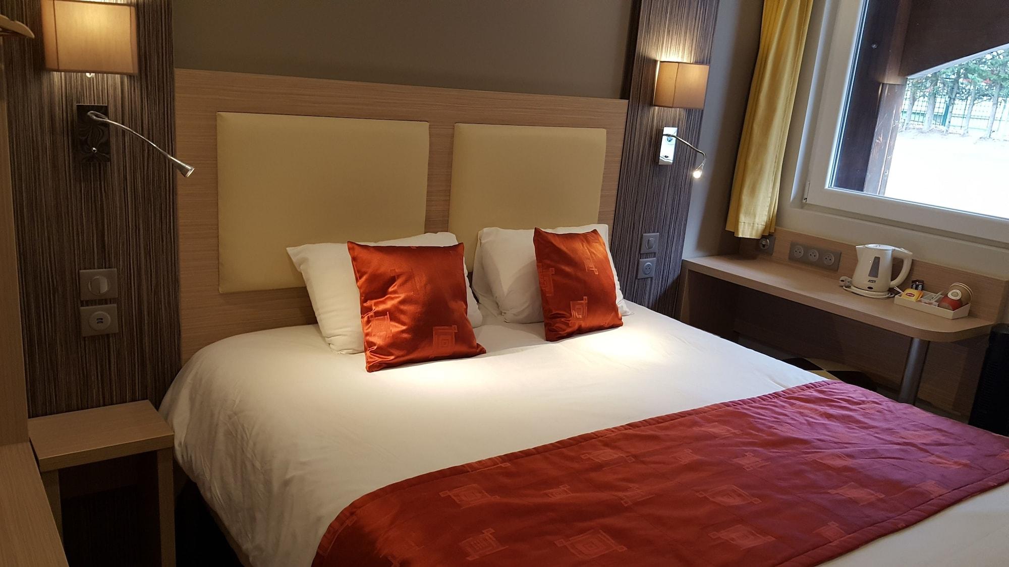 Comfort Hotel Orleans Olivet Provinces Exterior foto